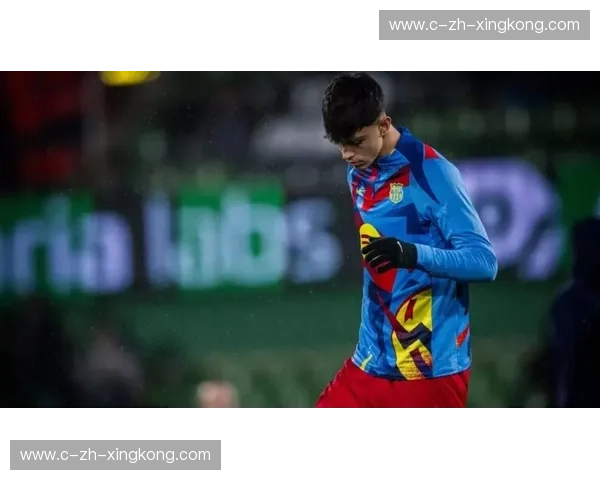 贝尔纳尔单后腰位置发挥稳健 德容伤缺影响得到弥补